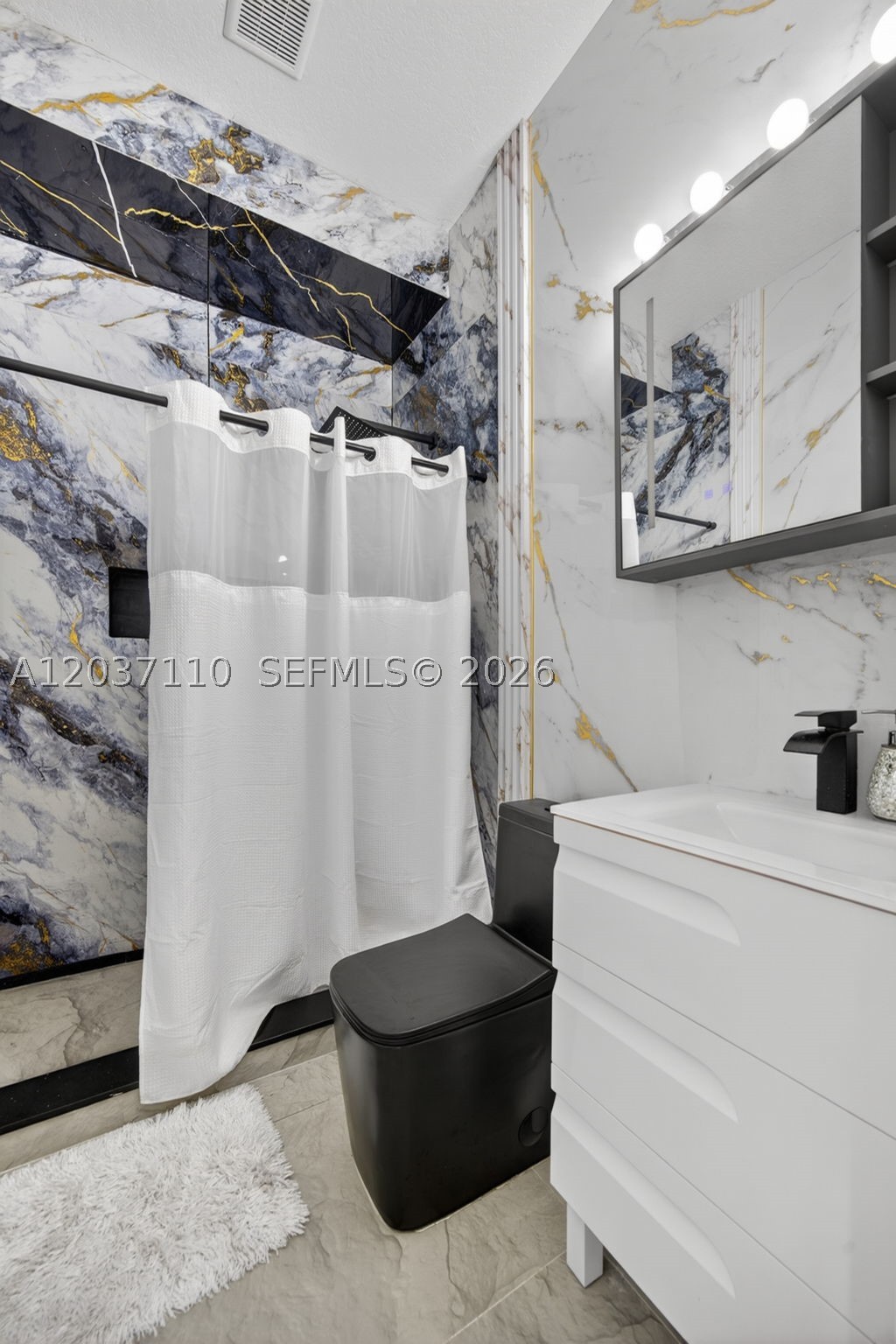 VENETIAN PARC - Residential