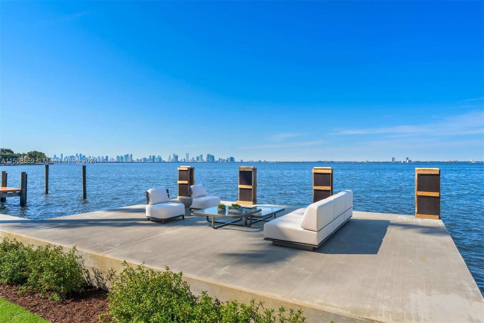 LA GORCE GOLF SUB - Residential