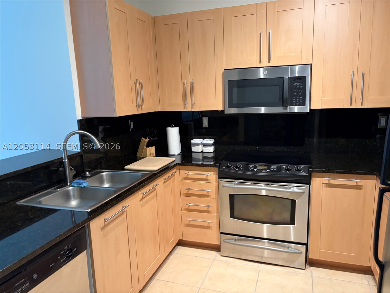 NURIVER LANDING CONDO - Residential Lease
