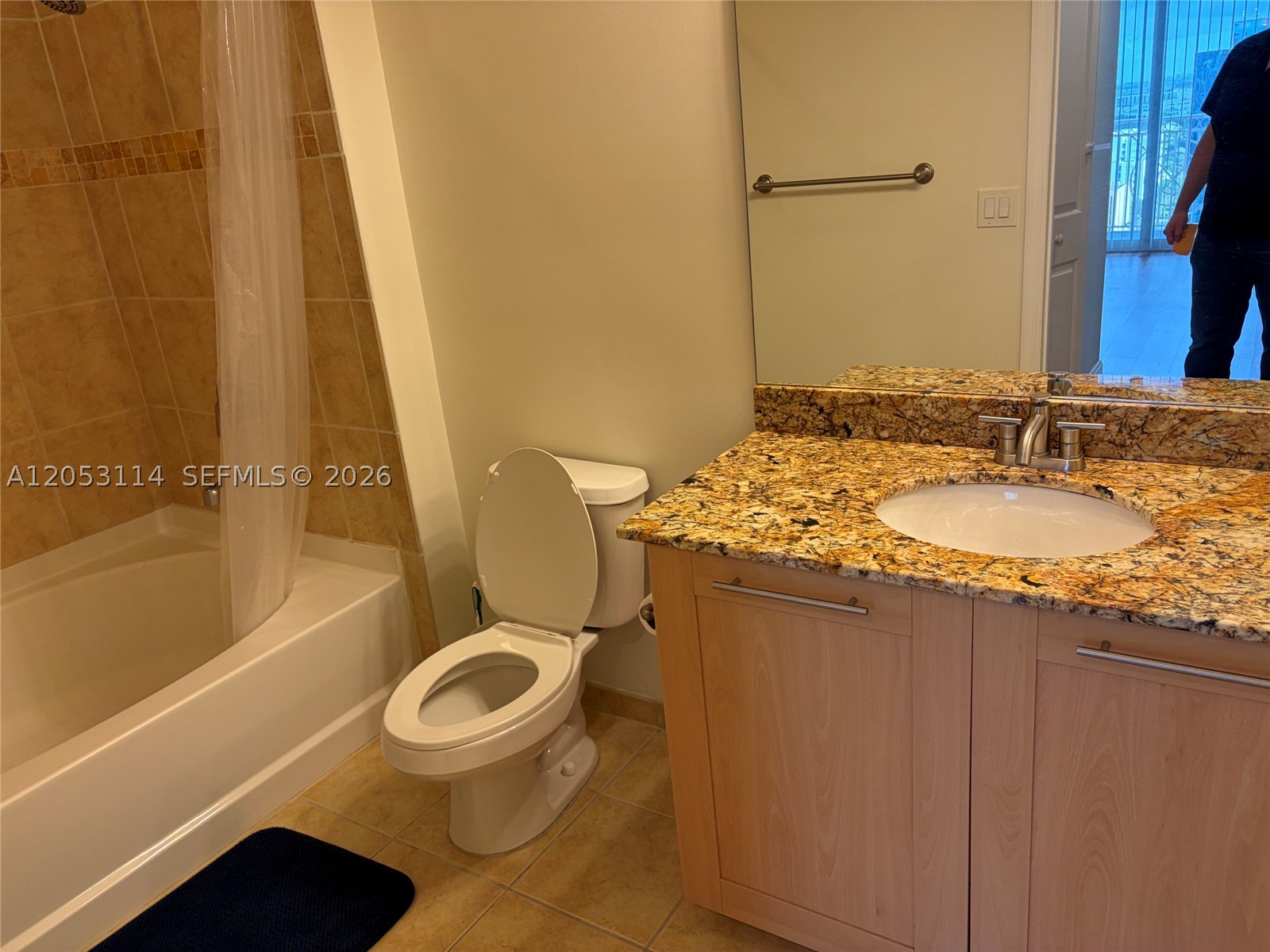NURIVER LANDING CONDO - Residential Lease