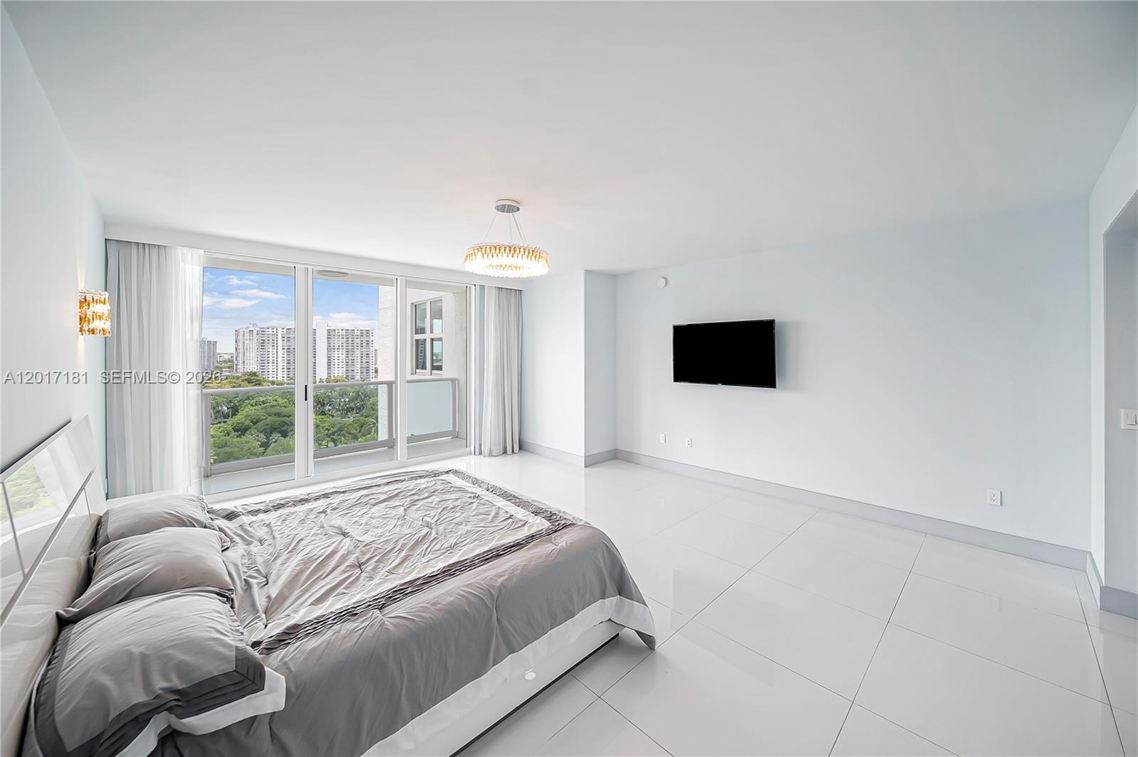 THE PENINSULA II CONDO - Residential
