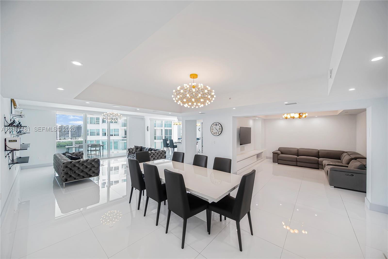THE PENINSULA II CONDO - Residential