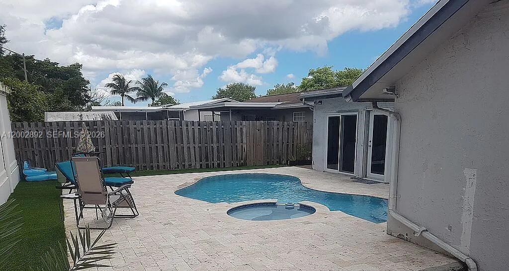 SUNRISE GOLF VILLAGE - Residential