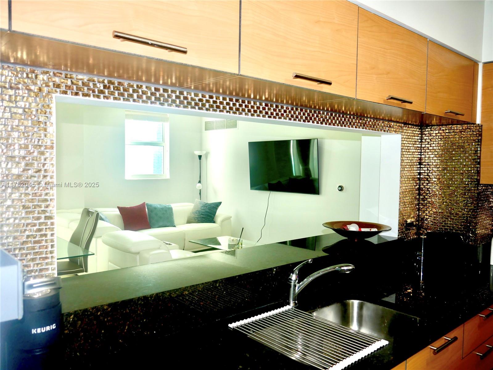 BRICKELL ONTHE RIVER NORTH - Residential