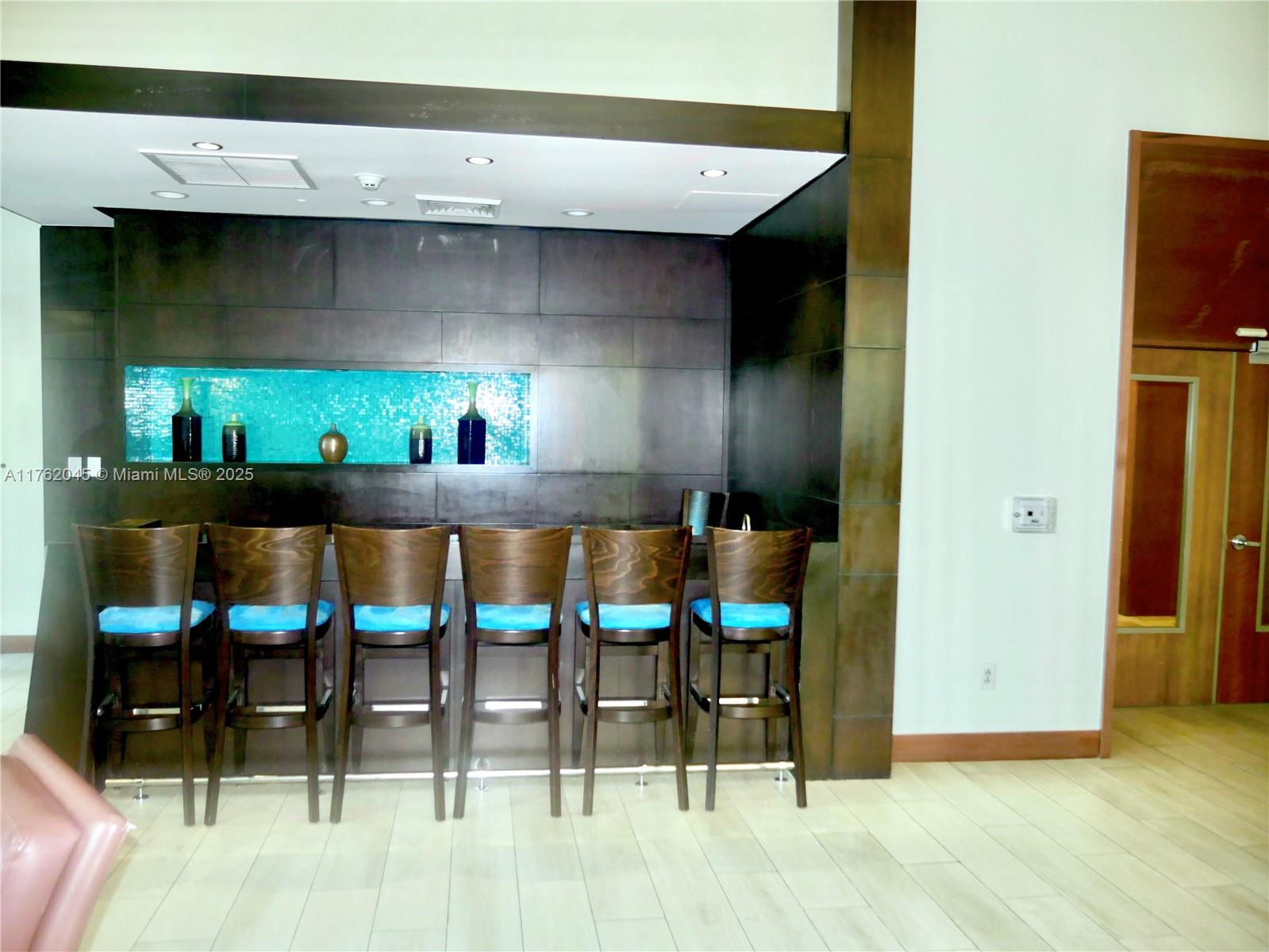 BRICKELL ONTHE RIVER NORTH - Residential