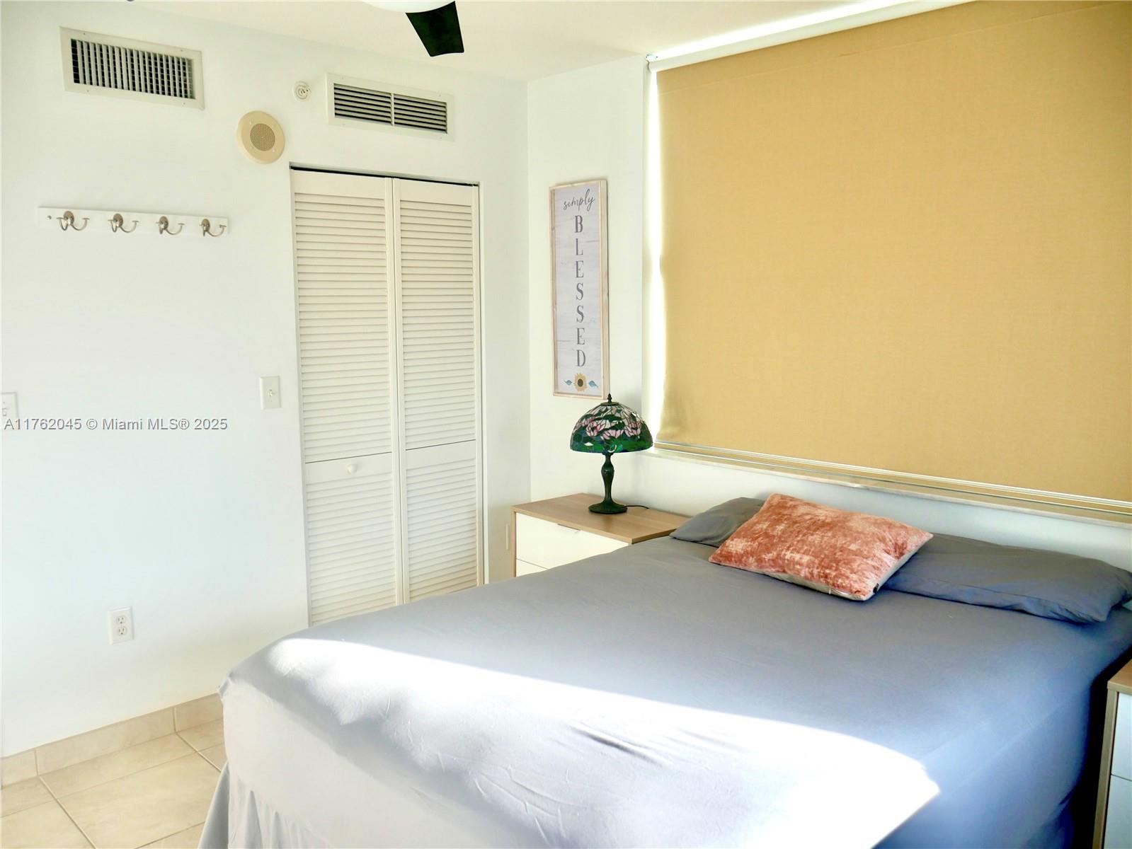 BRICKELL ONTHE RIVER NORTH - Residential