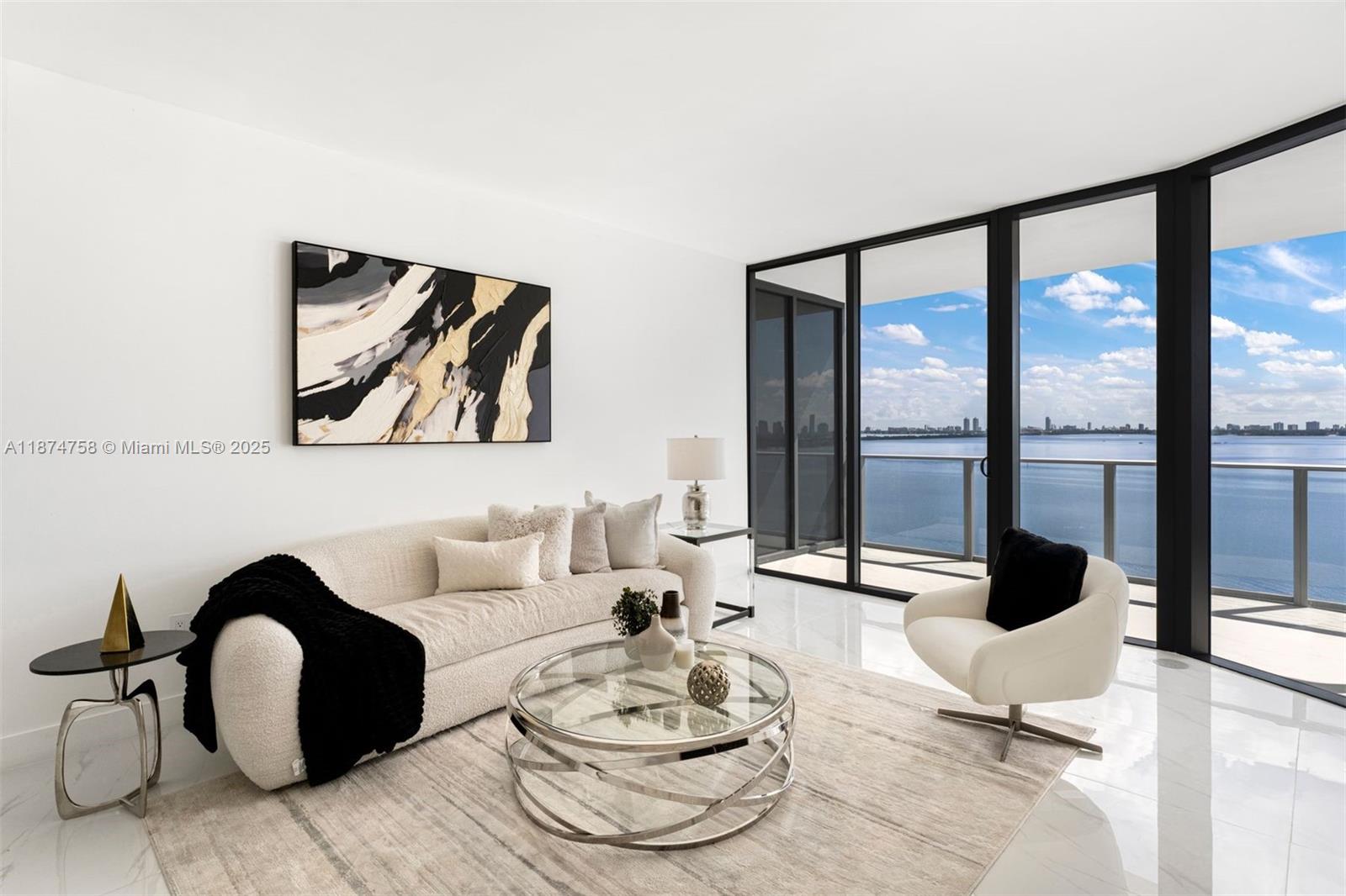 BAY BREEZE - Residential