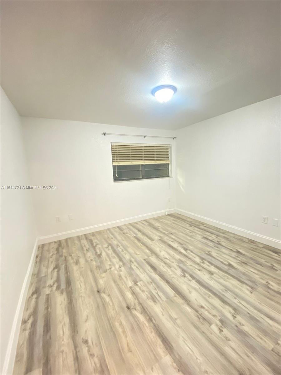 VANDERBILT PARK TOWNHOUSE - Residential Lease