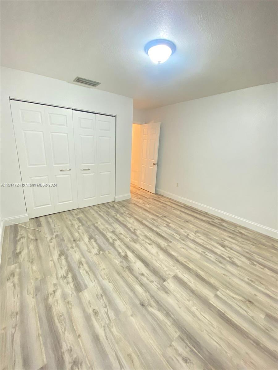 VANDERBILT PARK TOWNHOUSE - Residential Lease