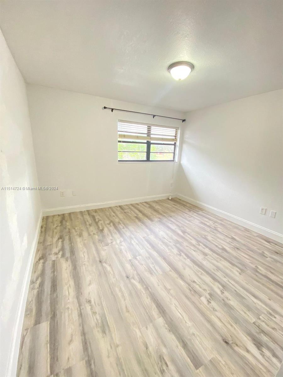 VANDERBILT PARK TOWNHOUSE - Residential Lease