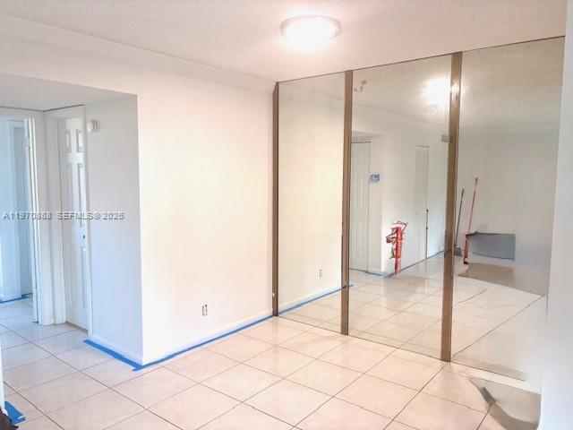 SANTA MONICA CONDOMINIUM - Residential