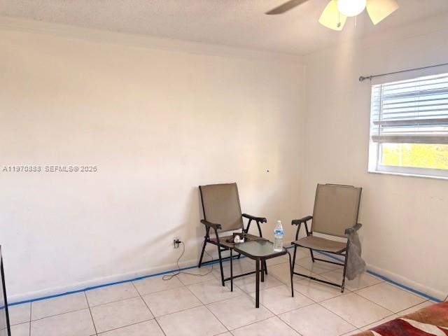 SANTA MONICA CONDOMINIUM - Residential