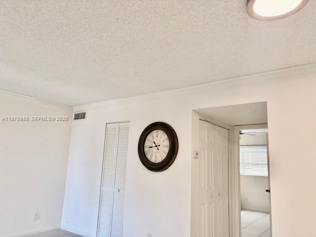 SANTA MONICA CONDOMINIUM - Residential