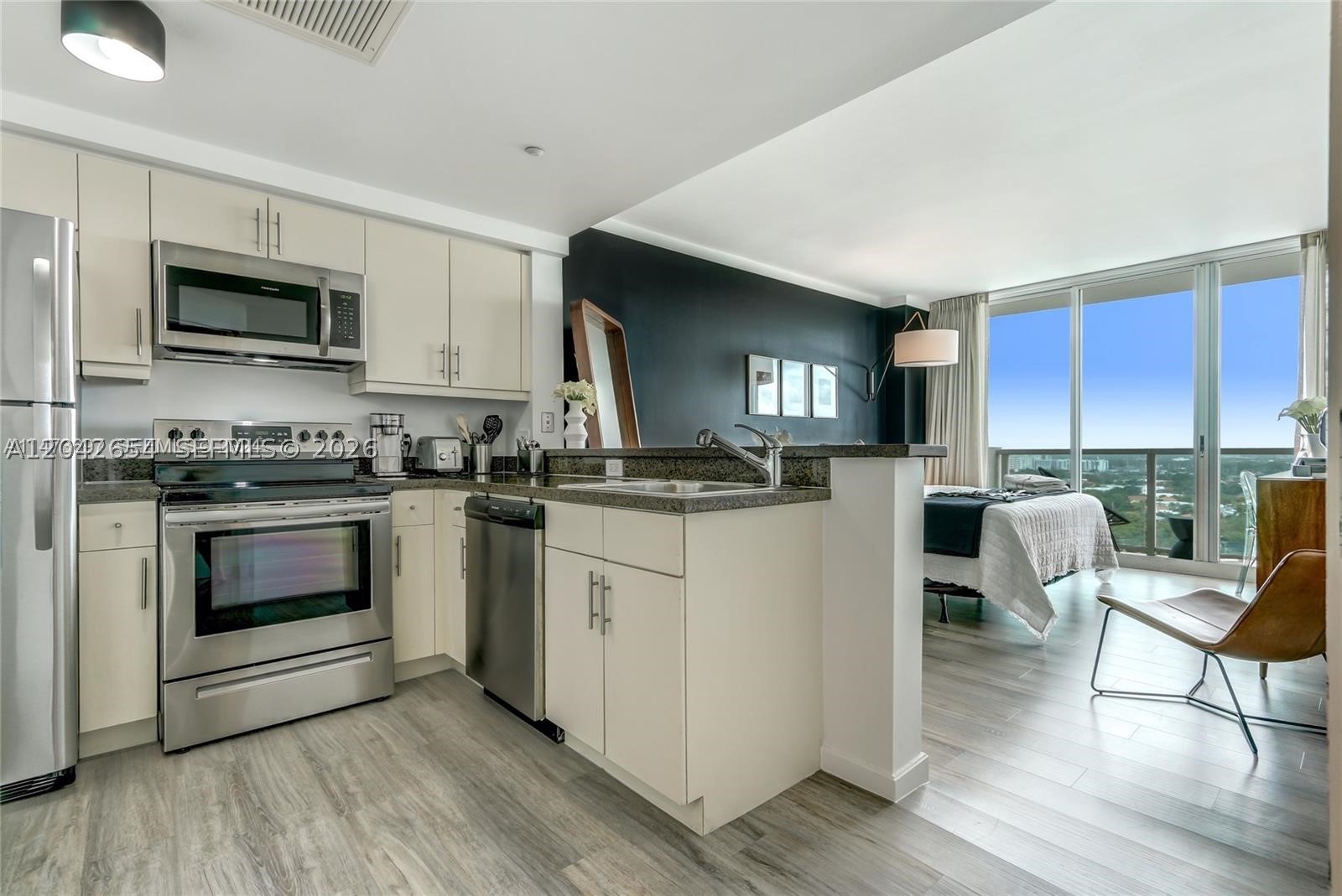 MUTINY PARK CONDO - Residential