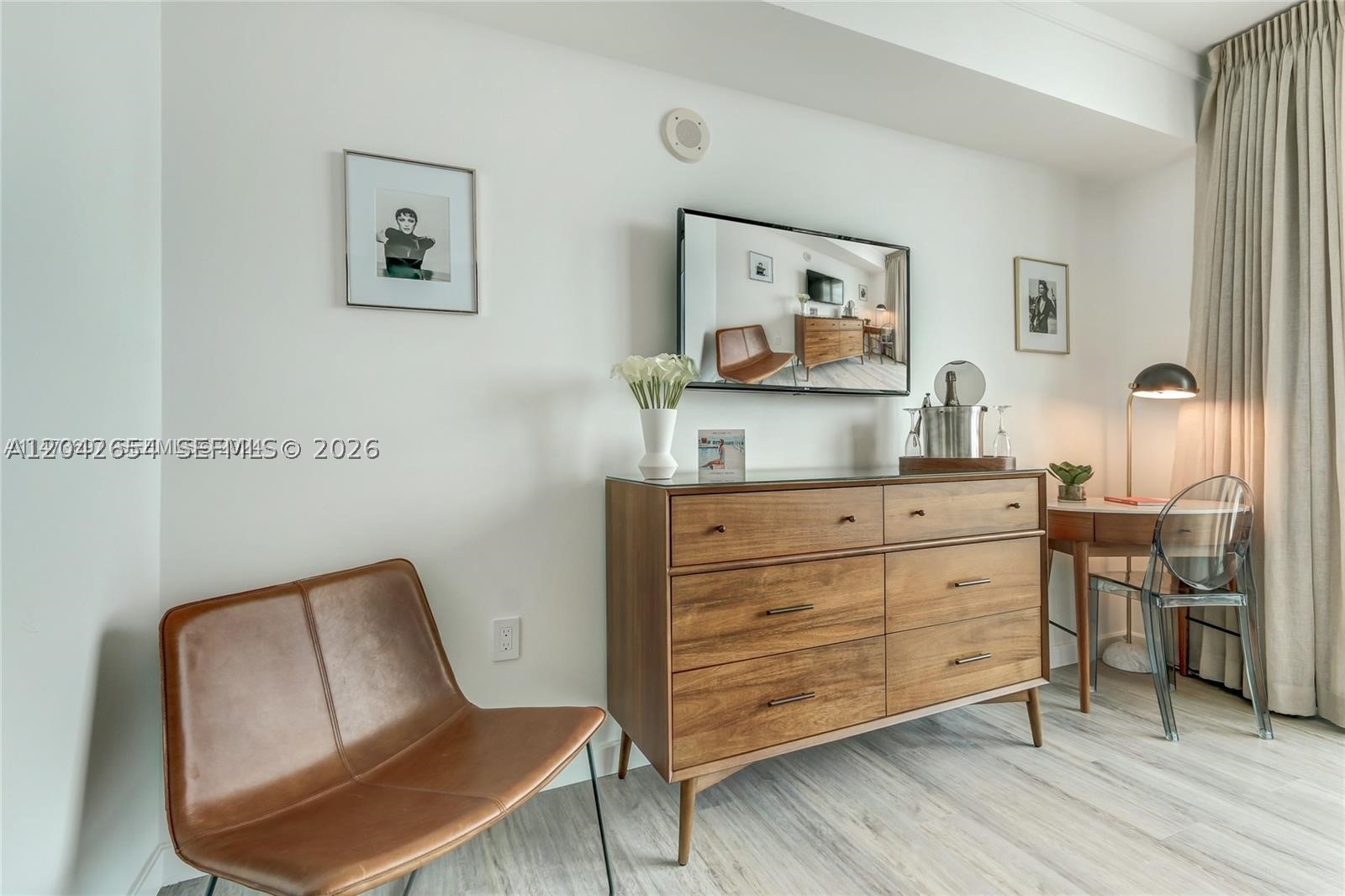 MUTINY PARK CONDO - Residential