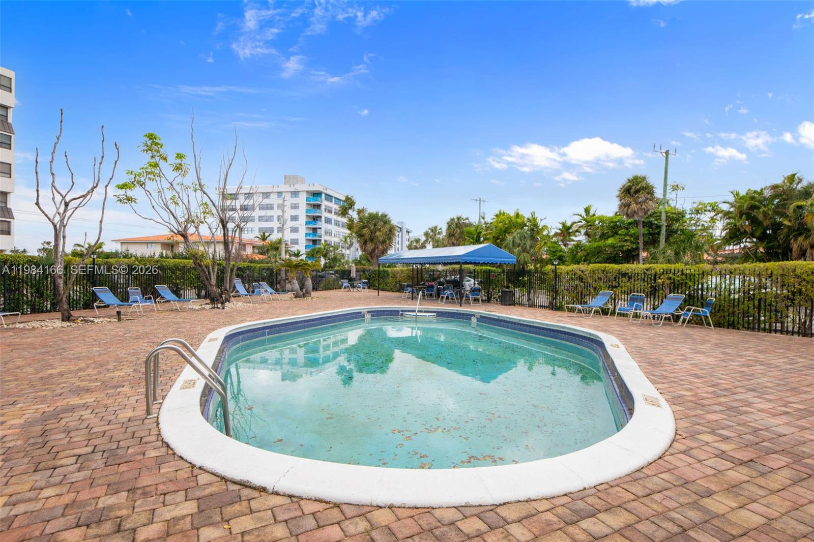 LONGWOOD TOWERS CONDO - Residential