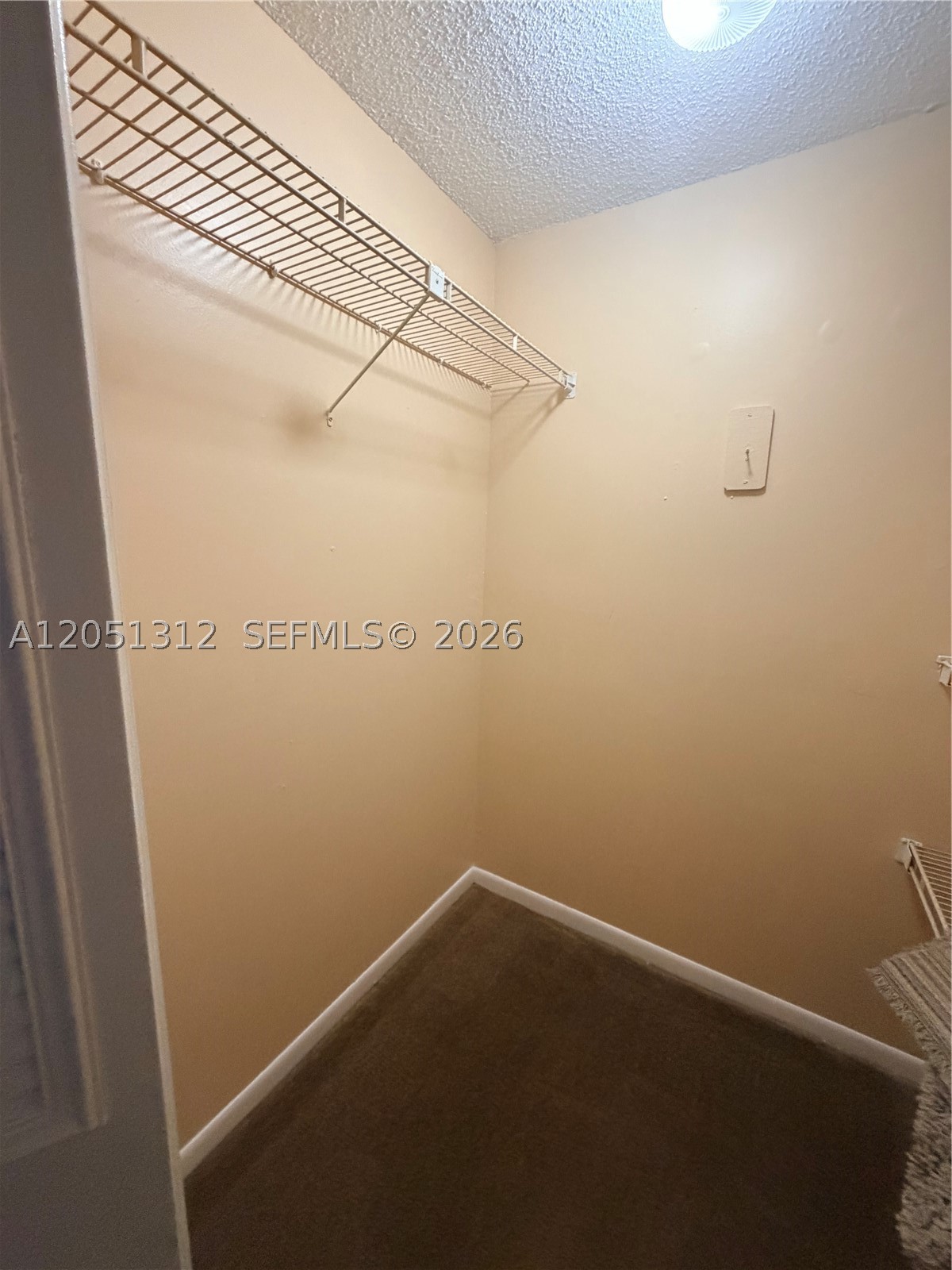 PROMENADE AT KENDALE LAKE - Residential Lease