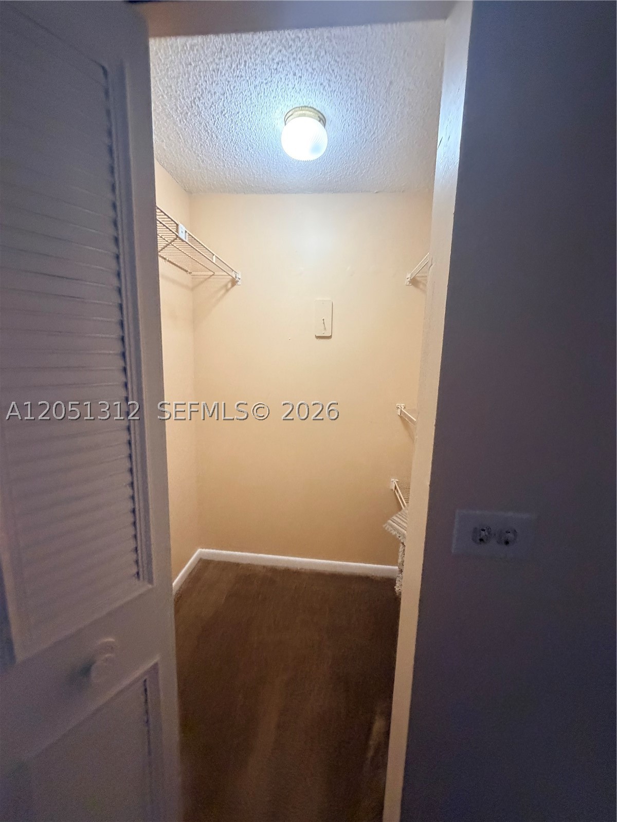 PROMENADE AT KENDALE LAKE - Residential Lease