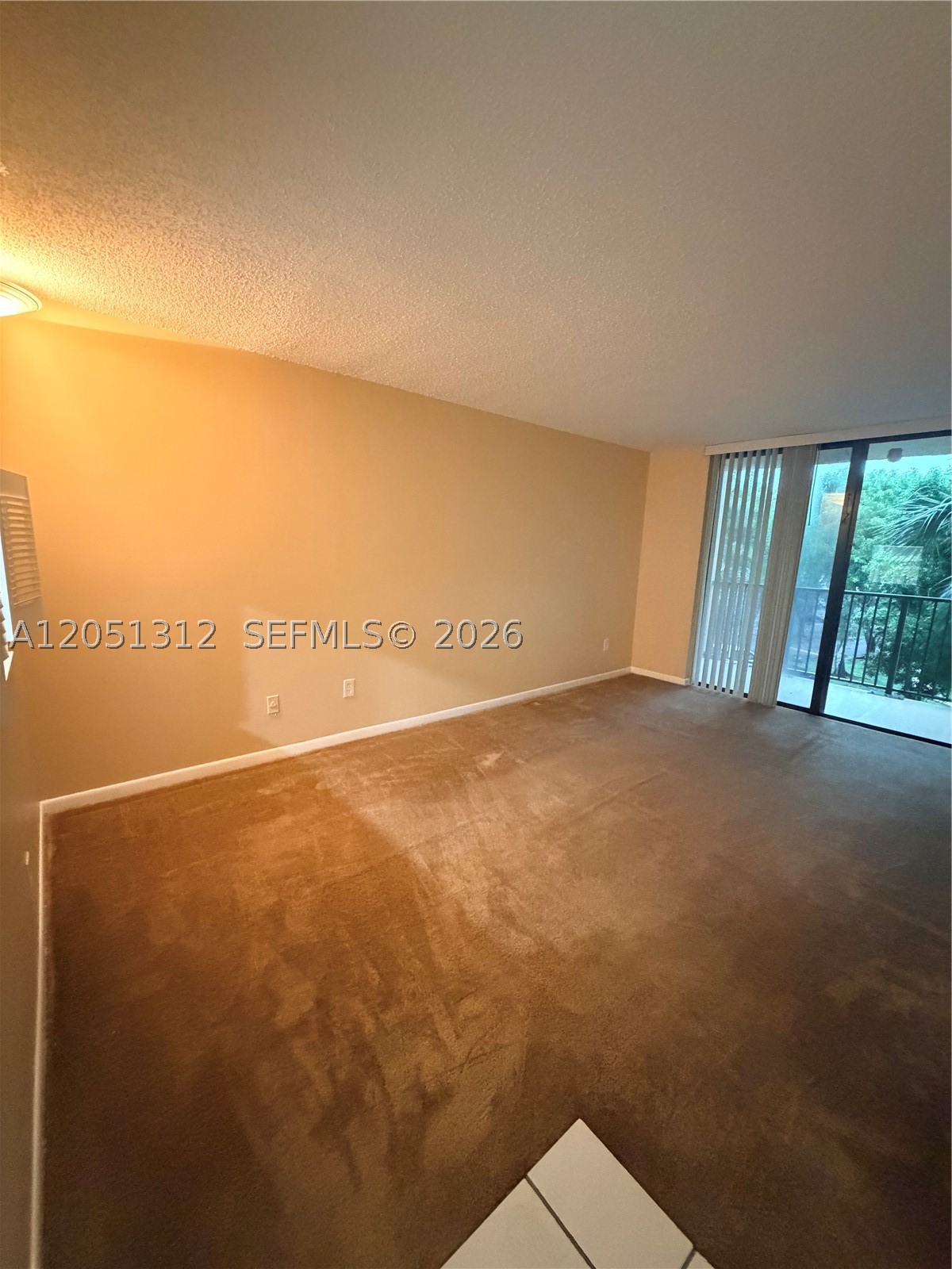 PROMENADE AT KENDALE LAKE - Residential Lease
