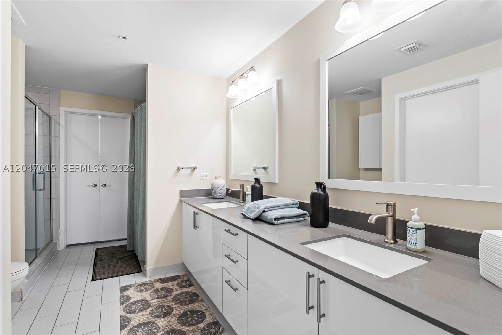 NINE AT MARY BRICKELL VIL - Residential