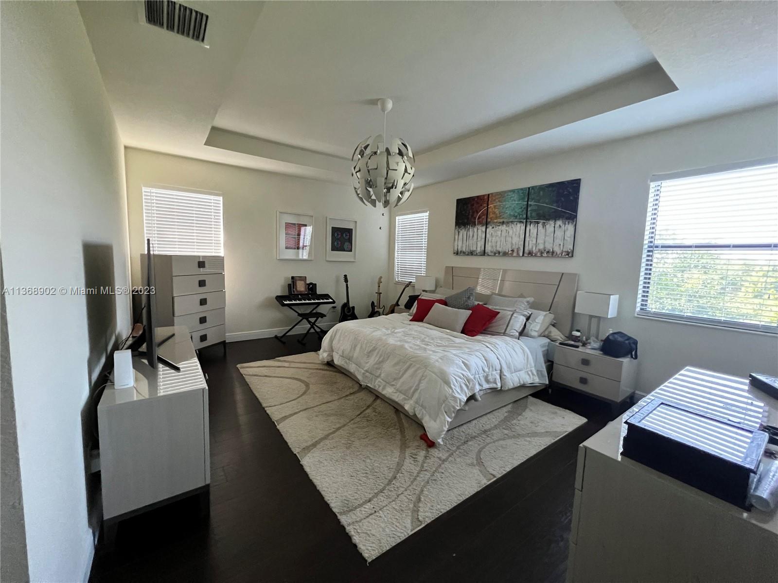 GRAND BAY NORTH - Residential