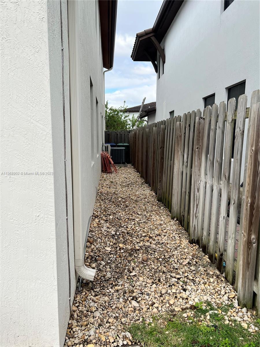 GRAND BAY NORTH - Residential