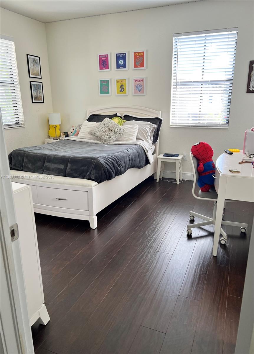 GRAND BAY NORTH - Residential
