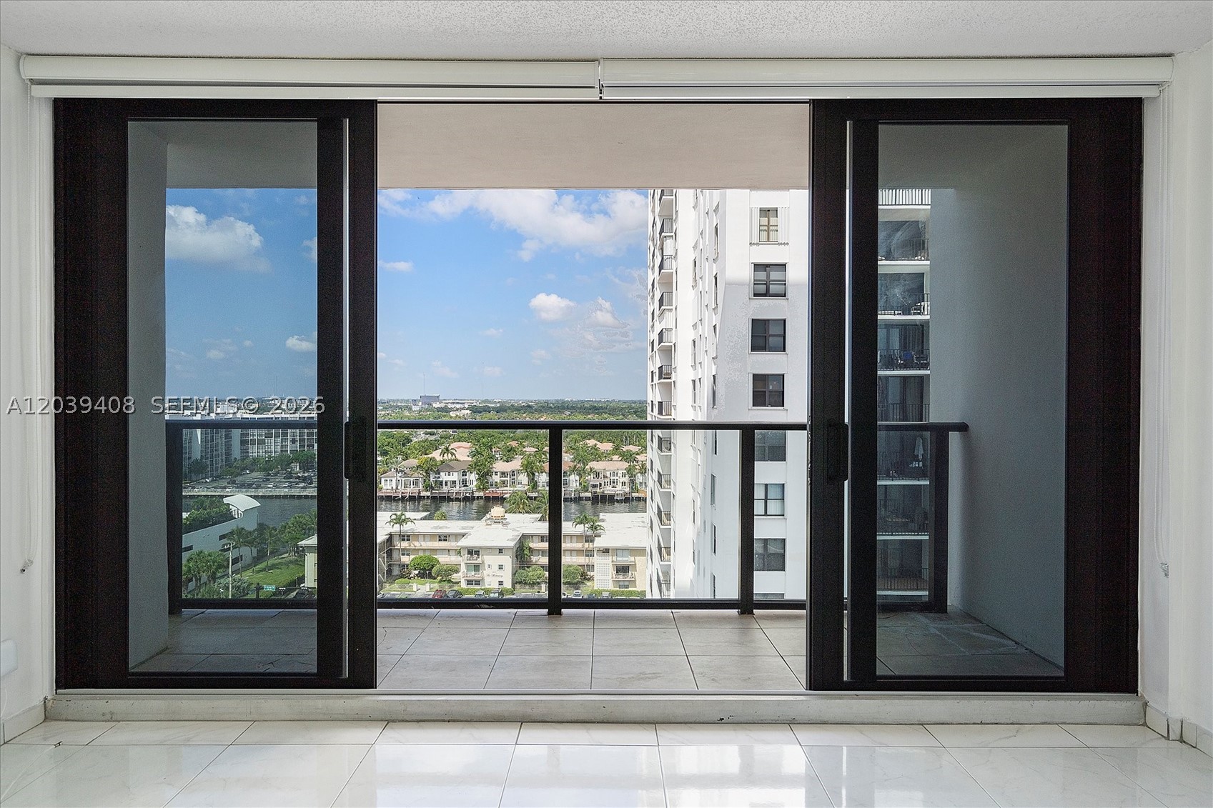 CATANIA CONDO - Residential