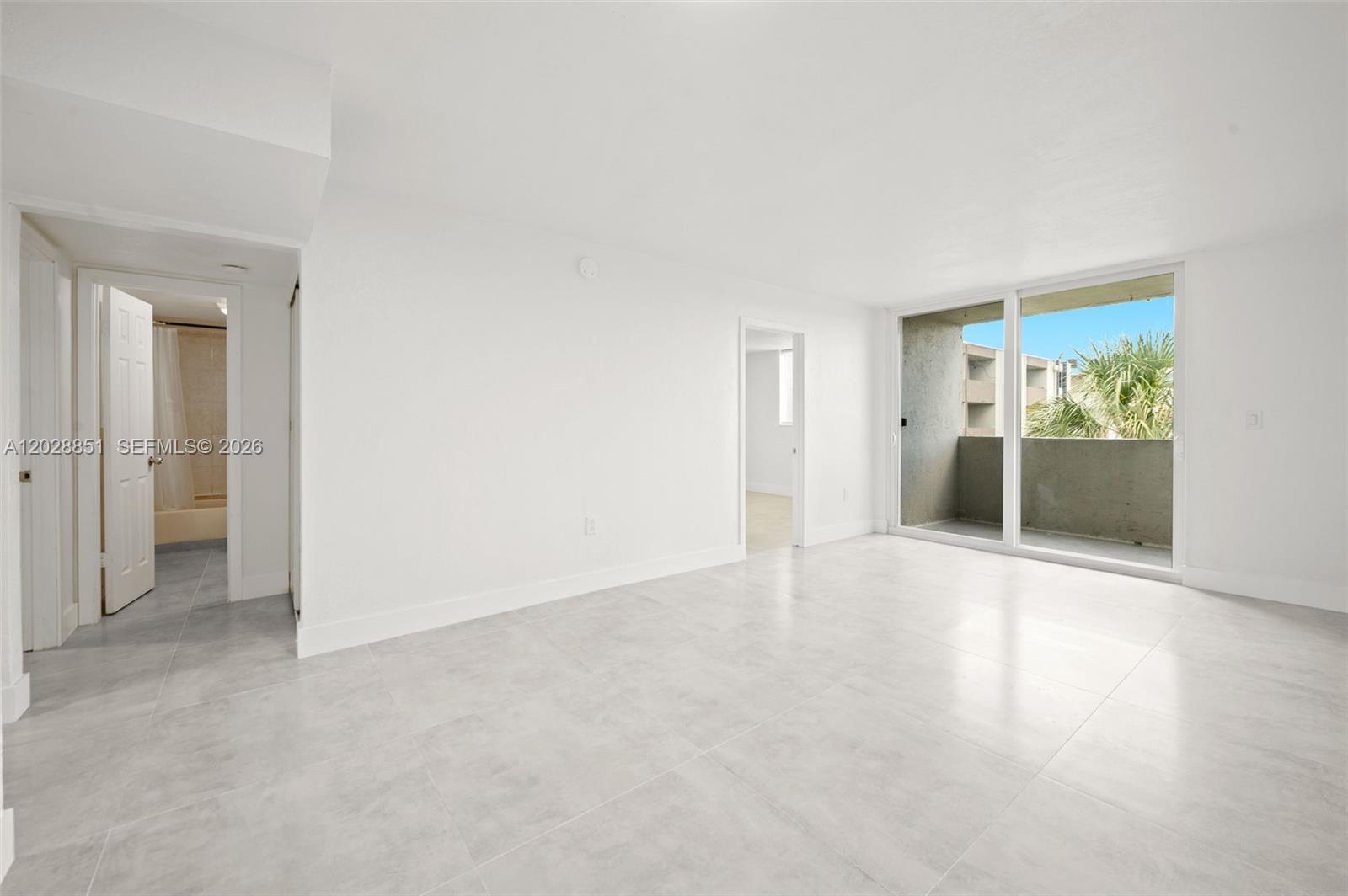 SAMARI LAKE EAST CONDO - Residential Lease