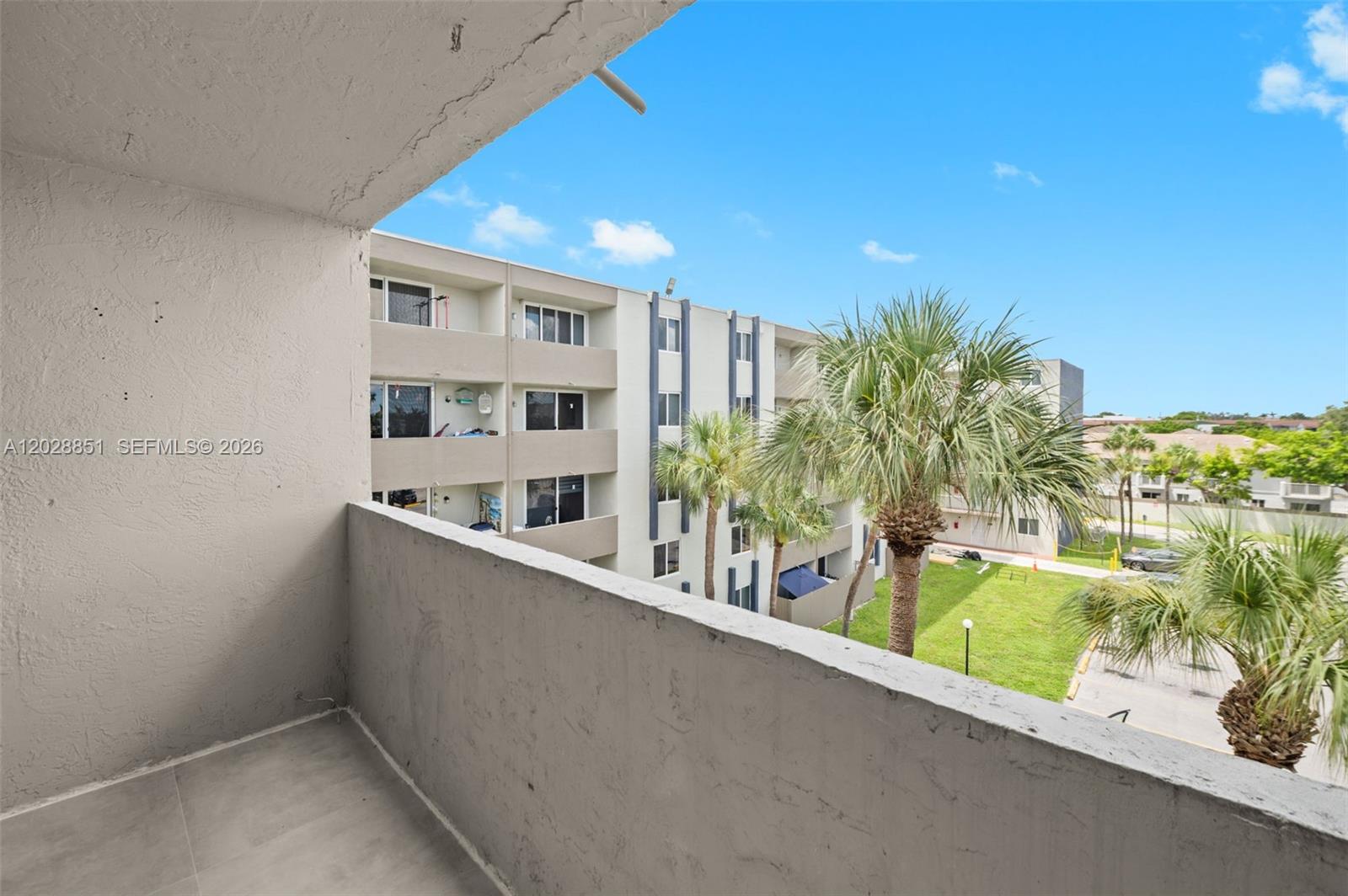SAMARI LAKE EAST CONDO - Residential Lease