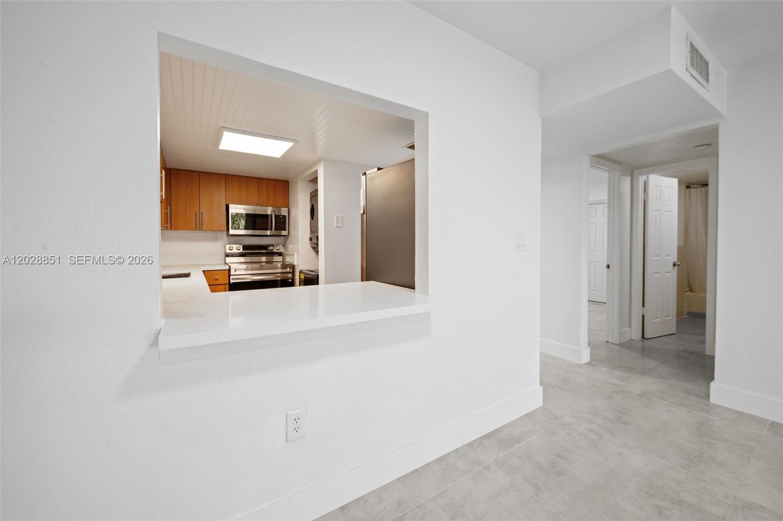 SAMARI LAKE EAST CONDO - Residential Lease