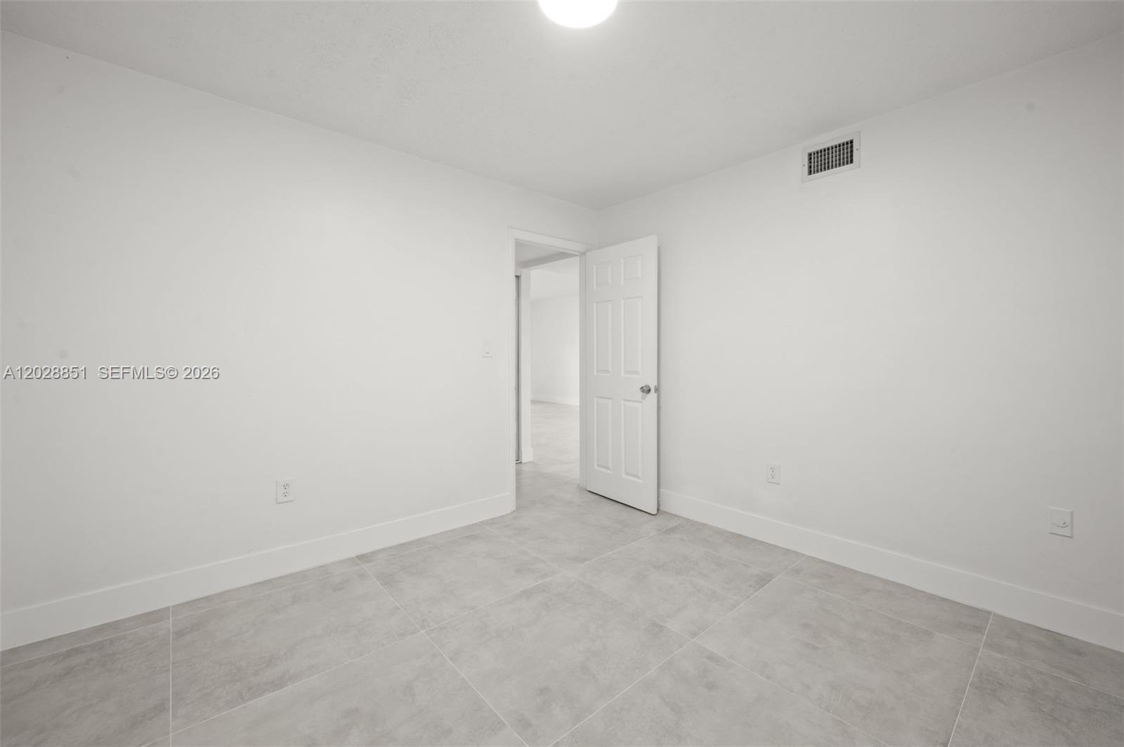 SAMARI LAKE EAST CONDO - Residential Lease