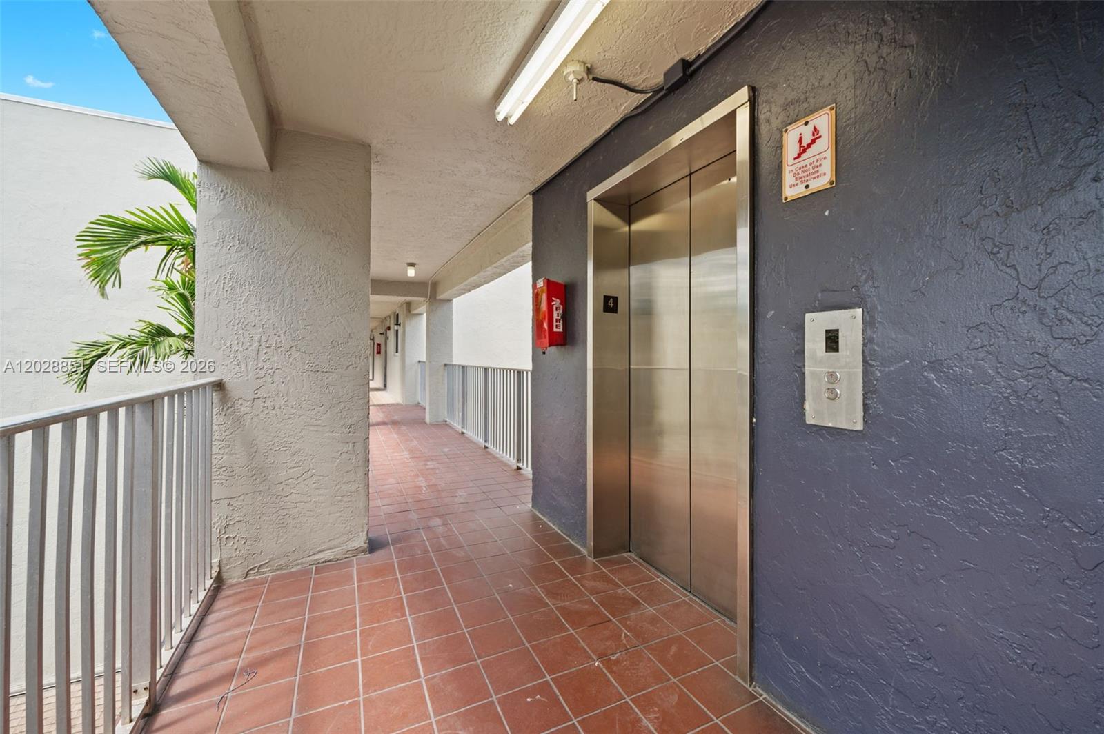 SAMARI LAKE EAST CONDO - Residential Lease