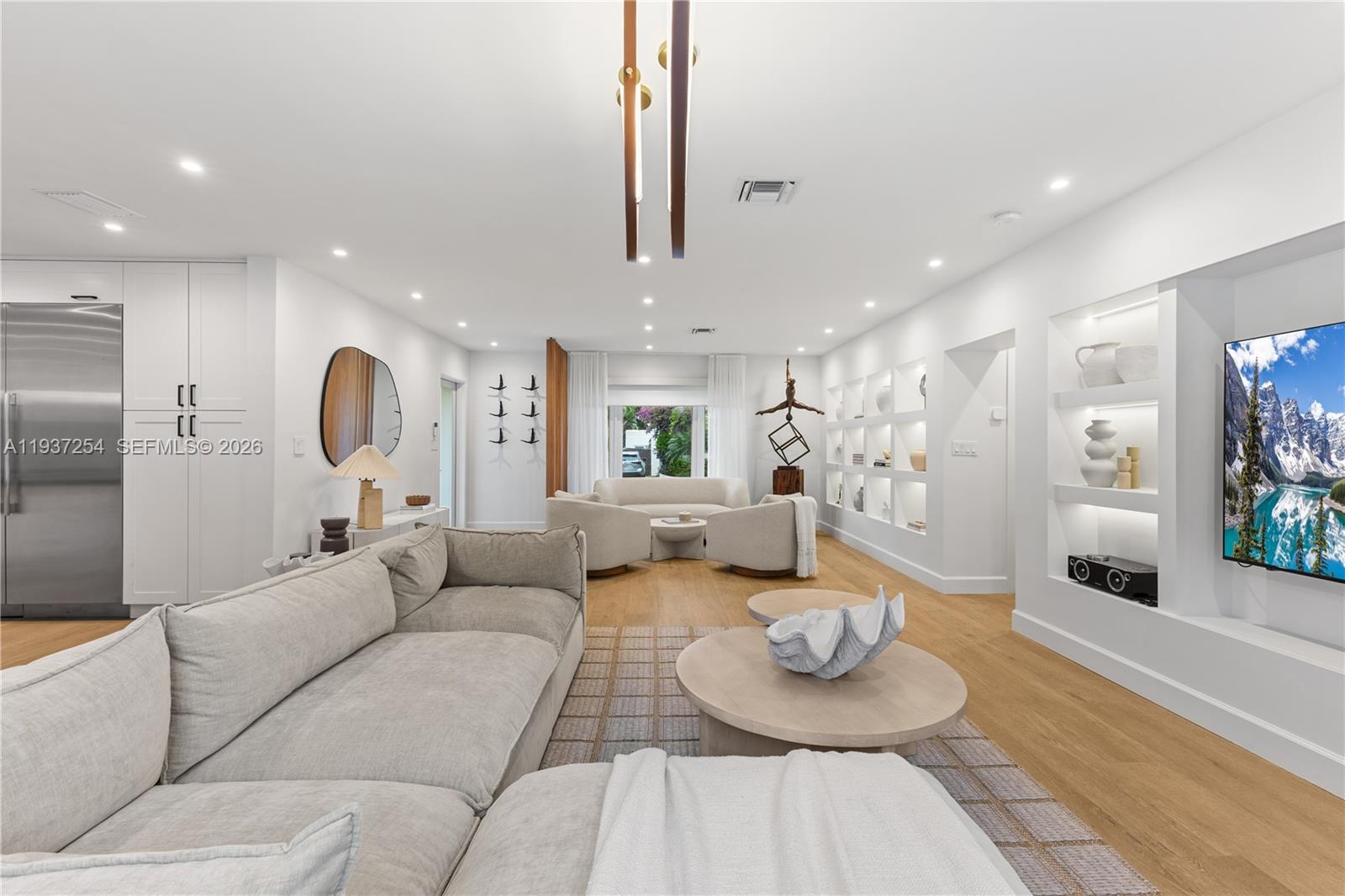 WASHINGTON PLACE - Residential