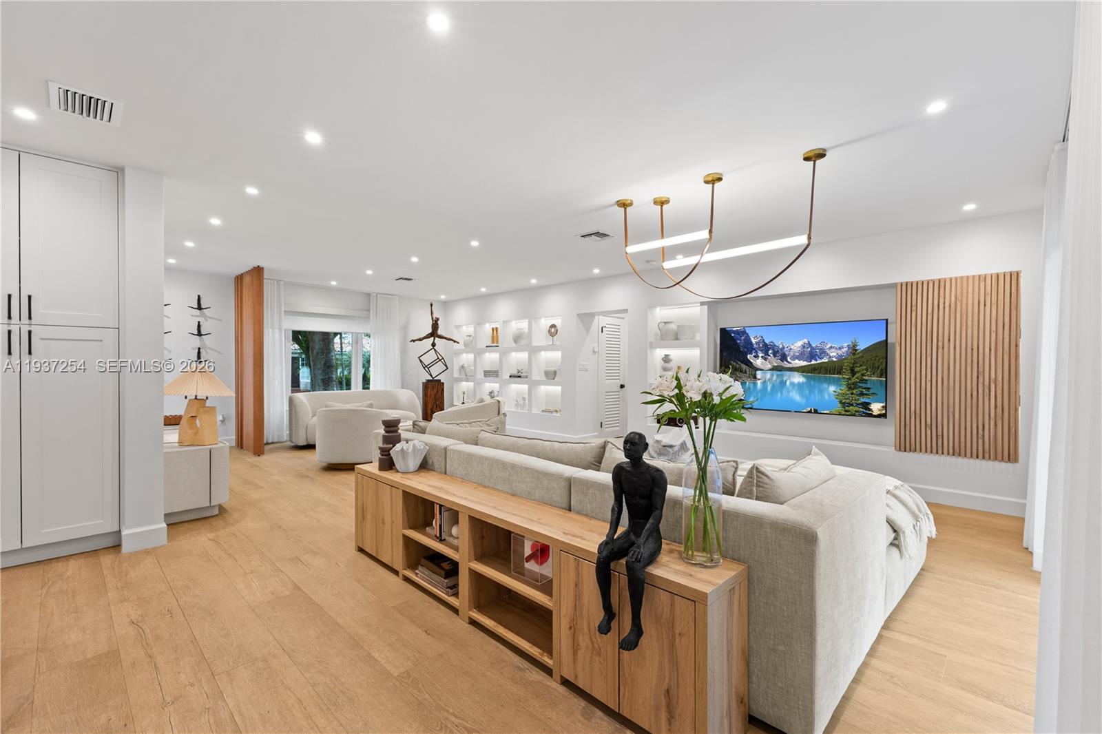 WASHINGTON PLACE - Residential