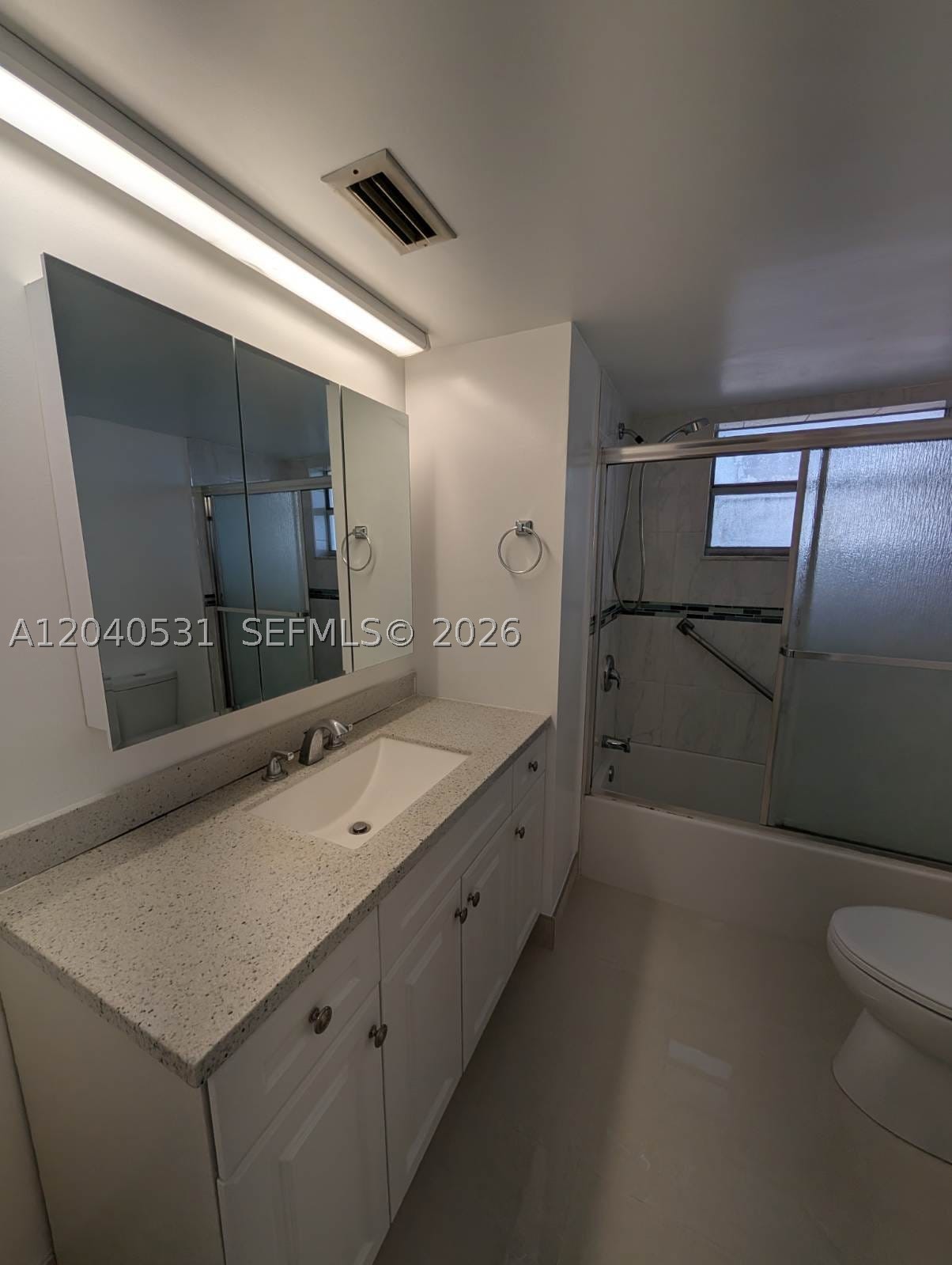 JADE WINDS GROUP-DAISY GA - Residential