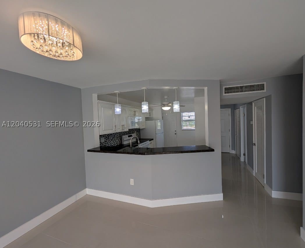 JADE WINDS GROUP-DAISY GA - Residential
