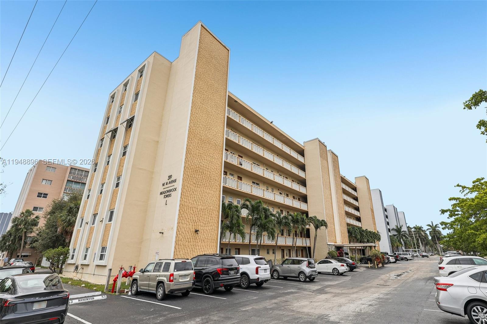 MEADOWBROOK TOWERS CONDO - Residential