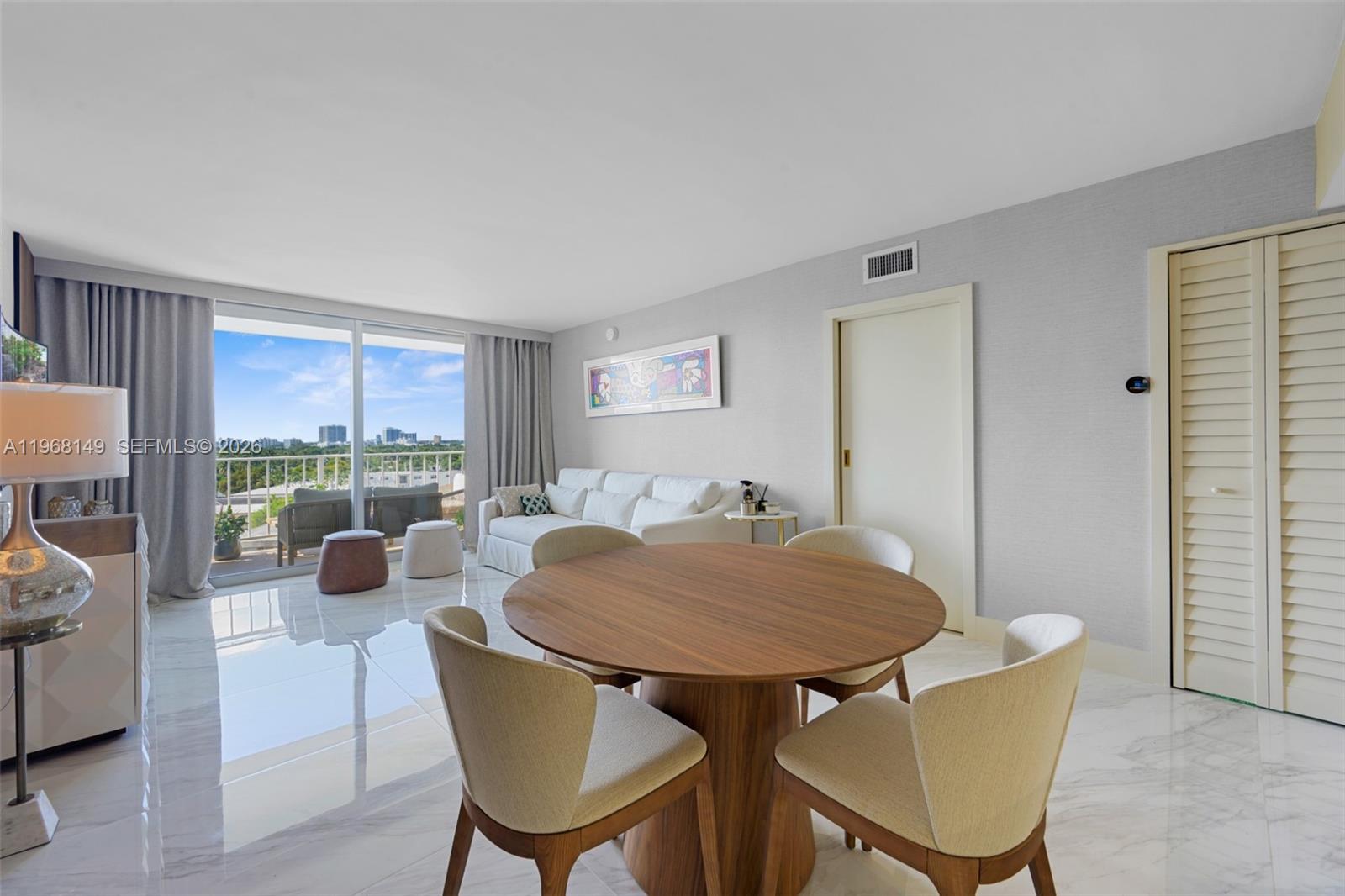 STANTON HOUSE CONDO - Residential