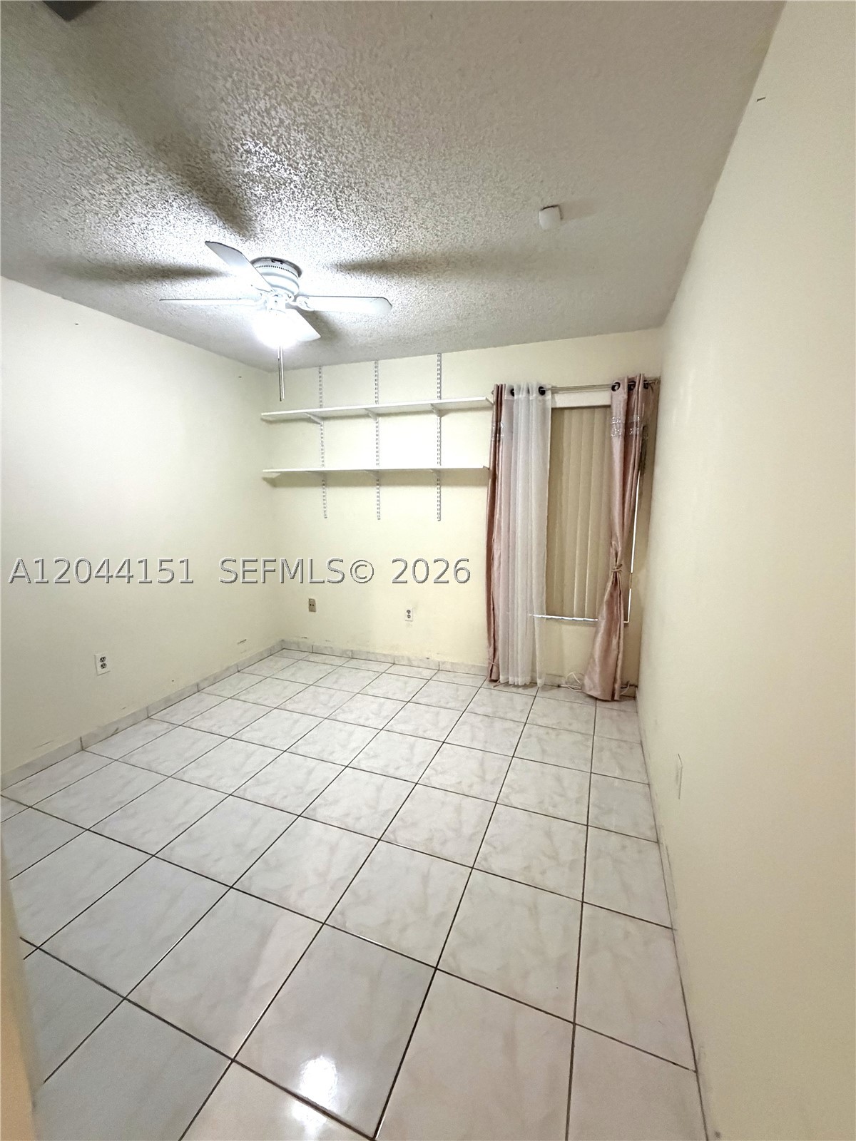 KENDALE LAKES WEST TOWNHO - Residential