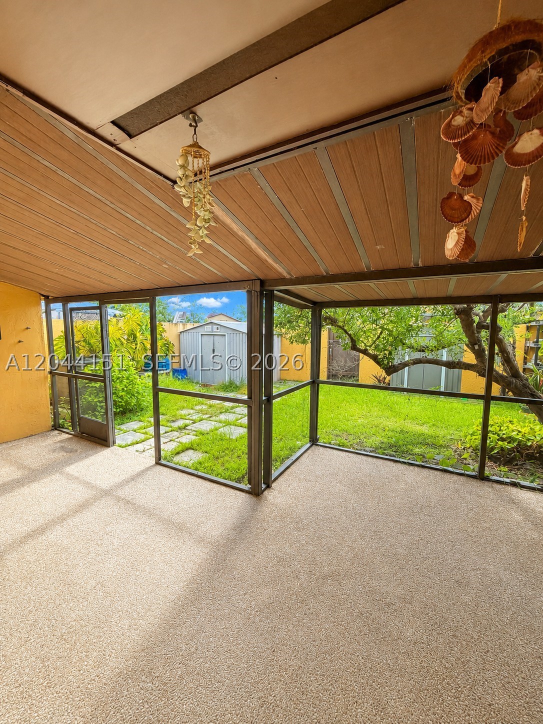 KENDALE LAKES WEST TOWNHO - Residential