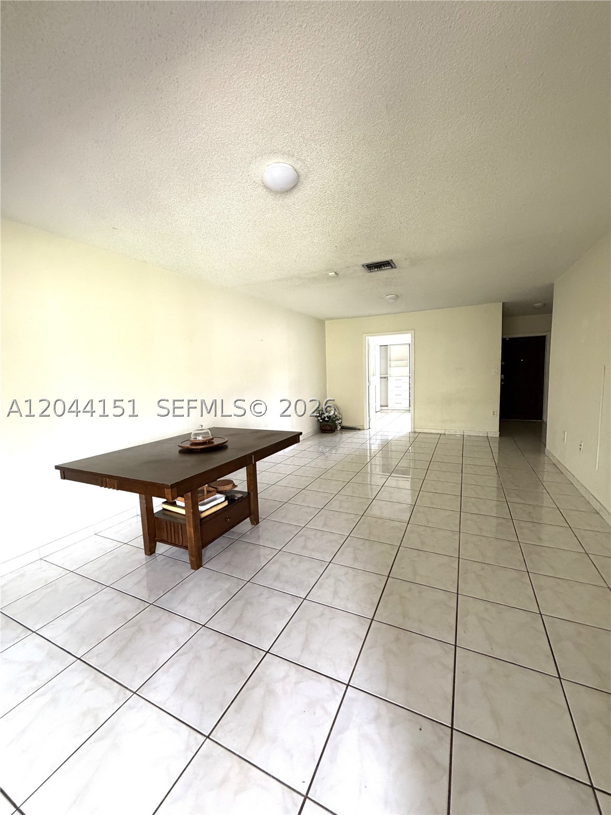 KENDALE LAKES WEST TOWNHO - Residential
