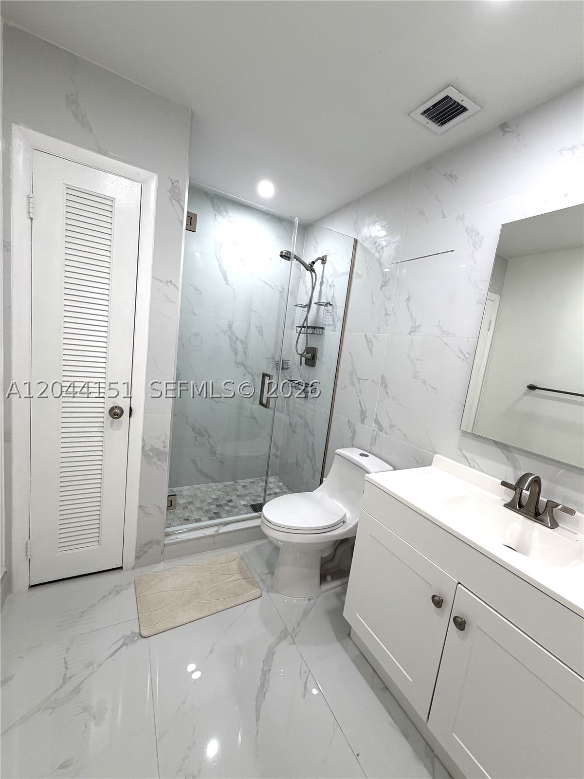 KENDALE LAKES WEST TOWNHO - Residential