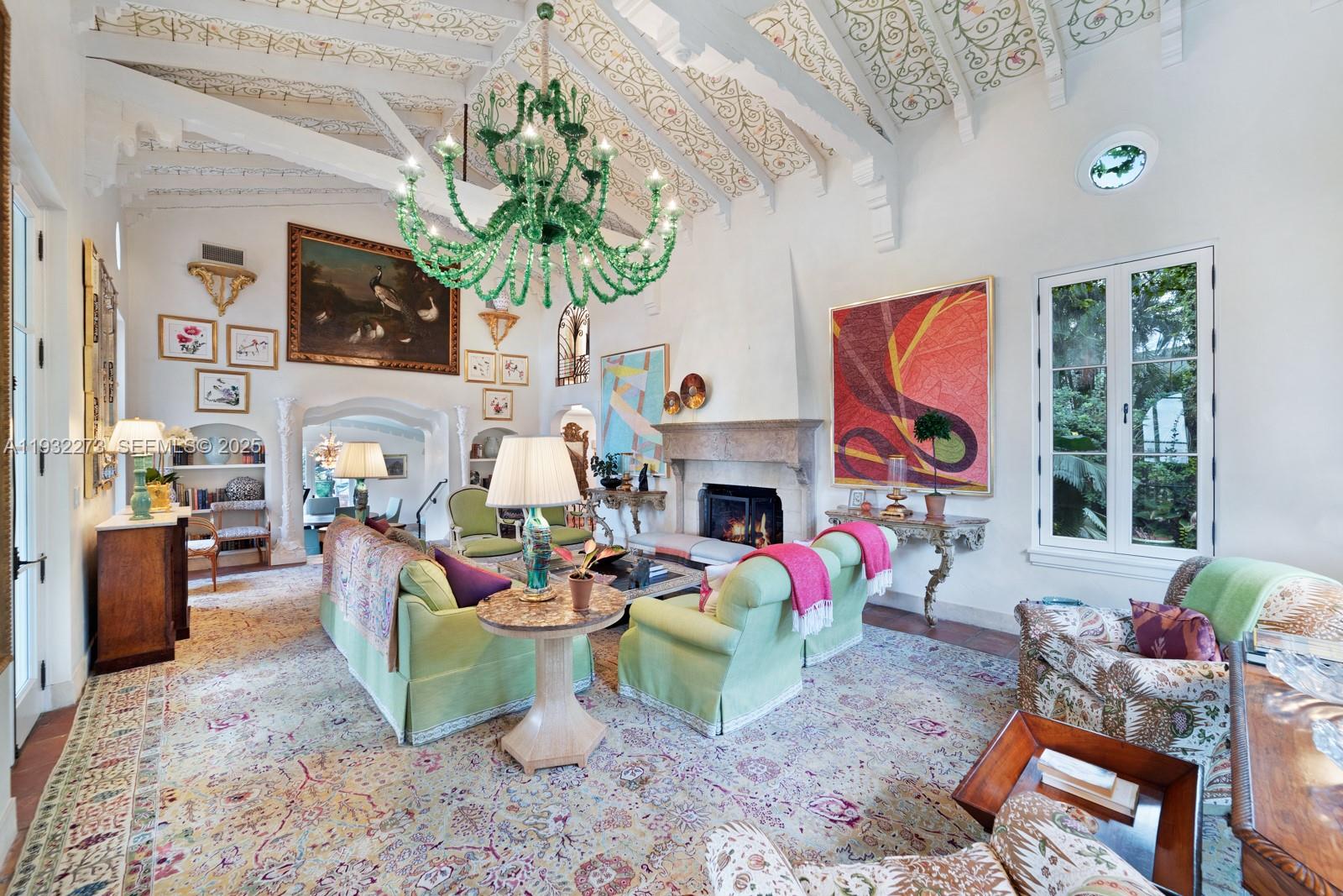 THE MOORINGS - Residential