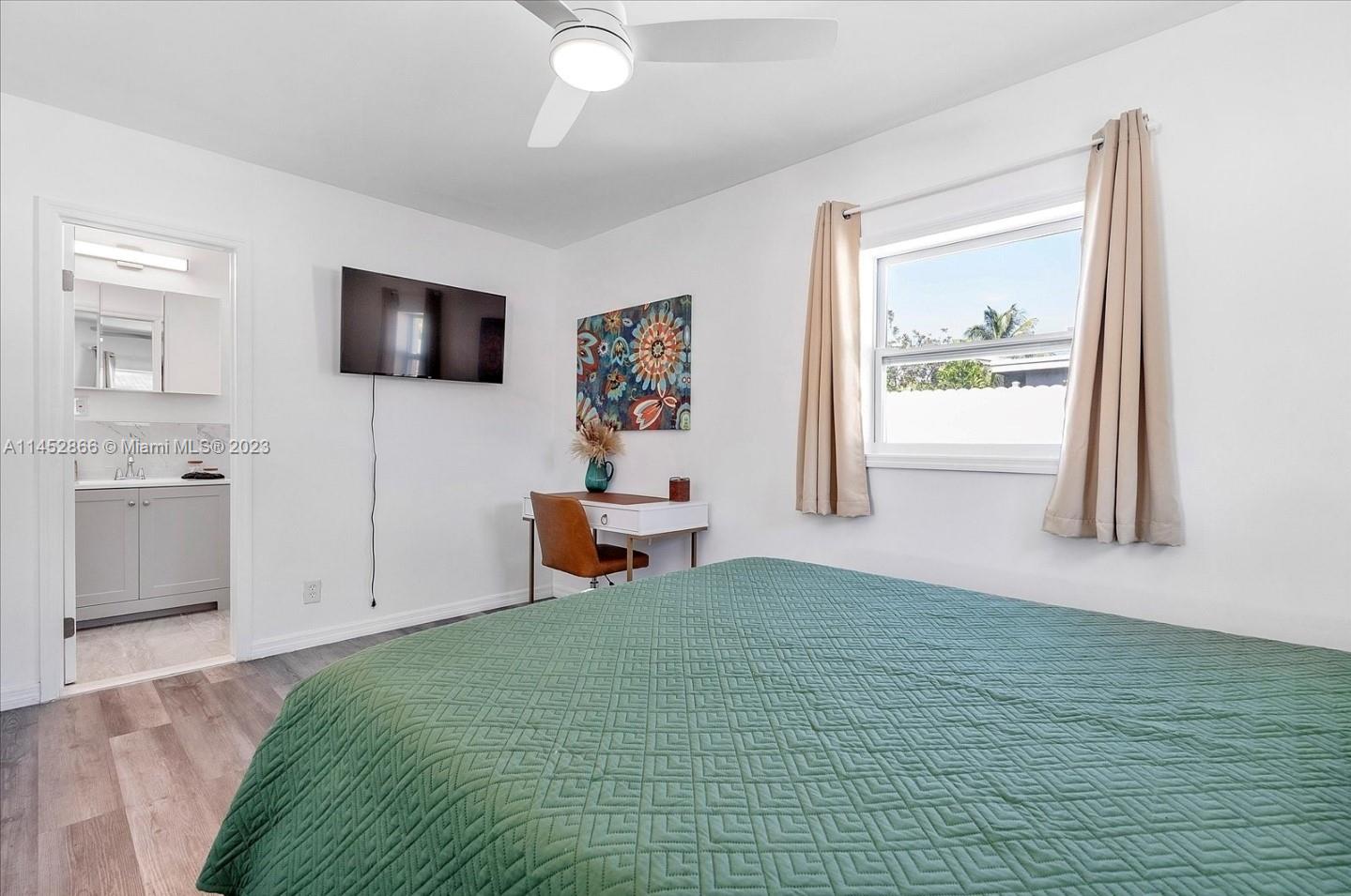 COLLIER ESTATES 3RD ADD - Residential