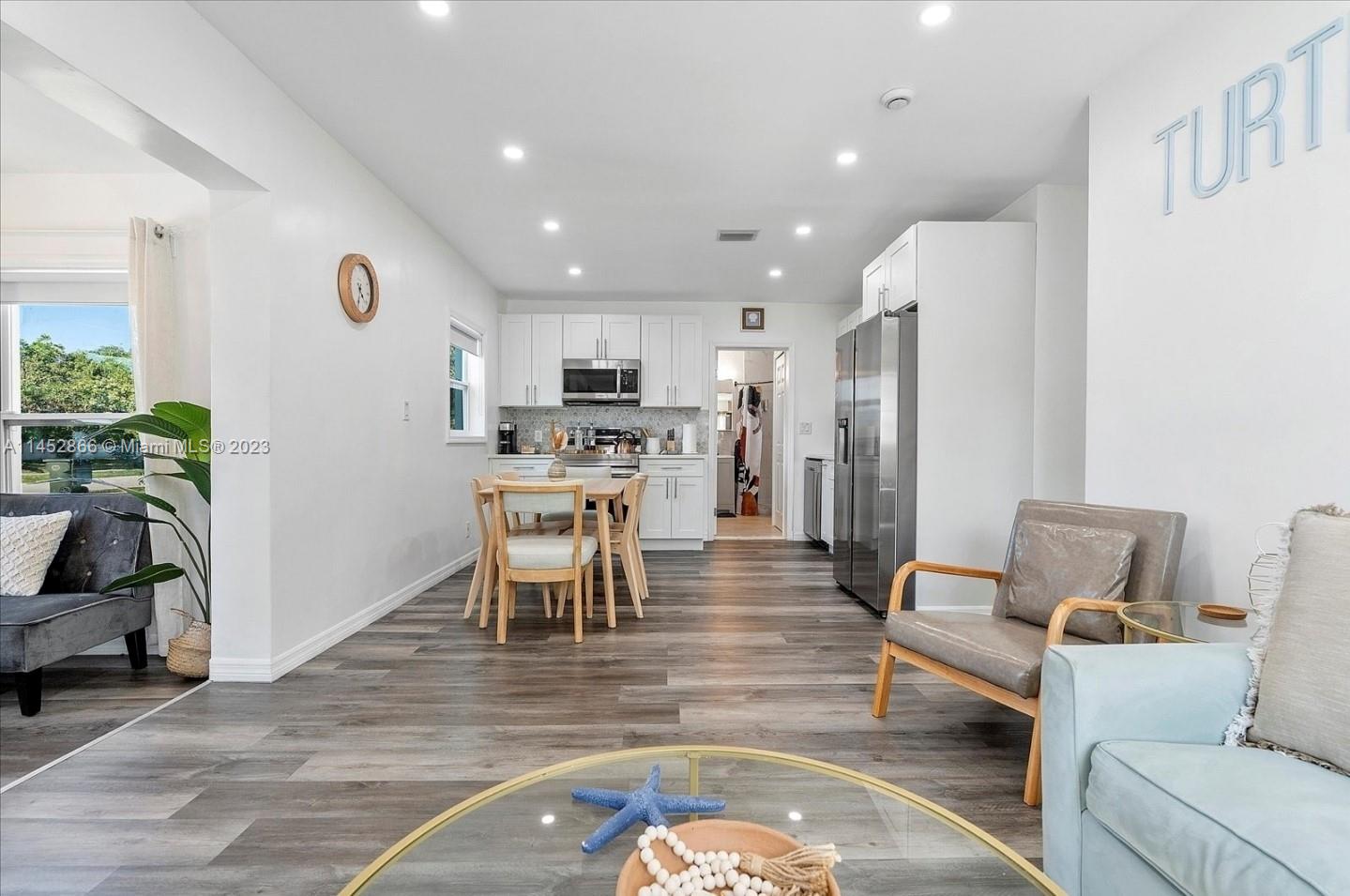 COLLIER ESTATES 3RD ADD - Residential