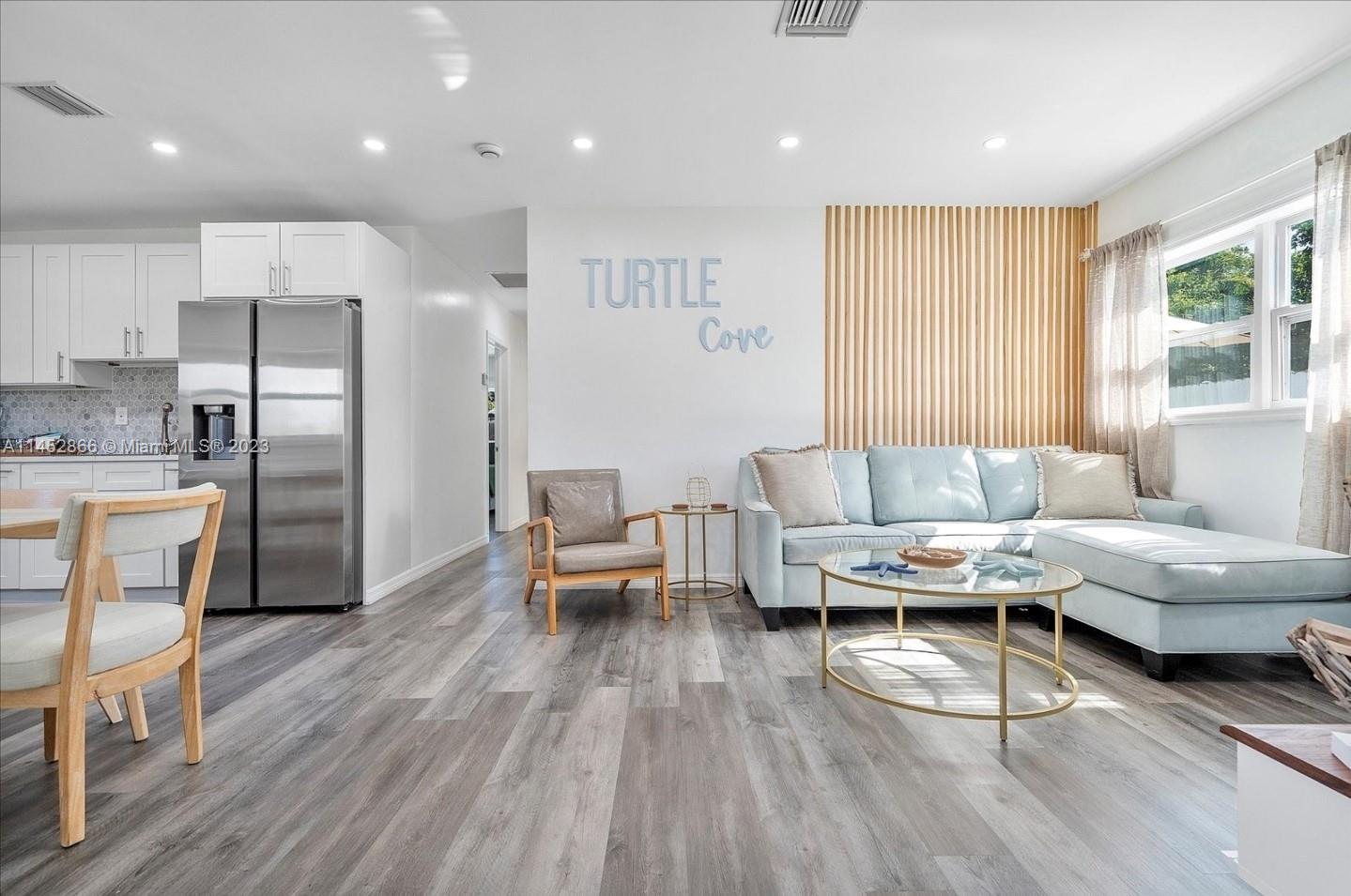 COLLIER ESTATES 3RD ADD - Residential