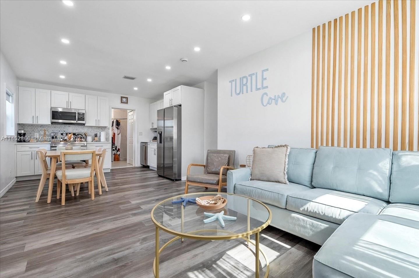 COLLIER ESTATES 3RD ADD - Residential
