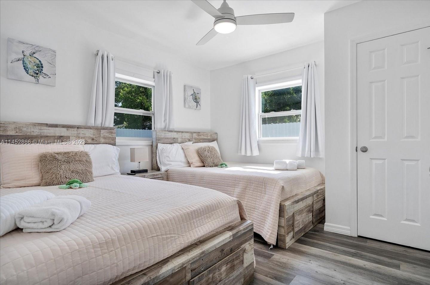 COLLIER ESTATES 3RD ADD - Residential