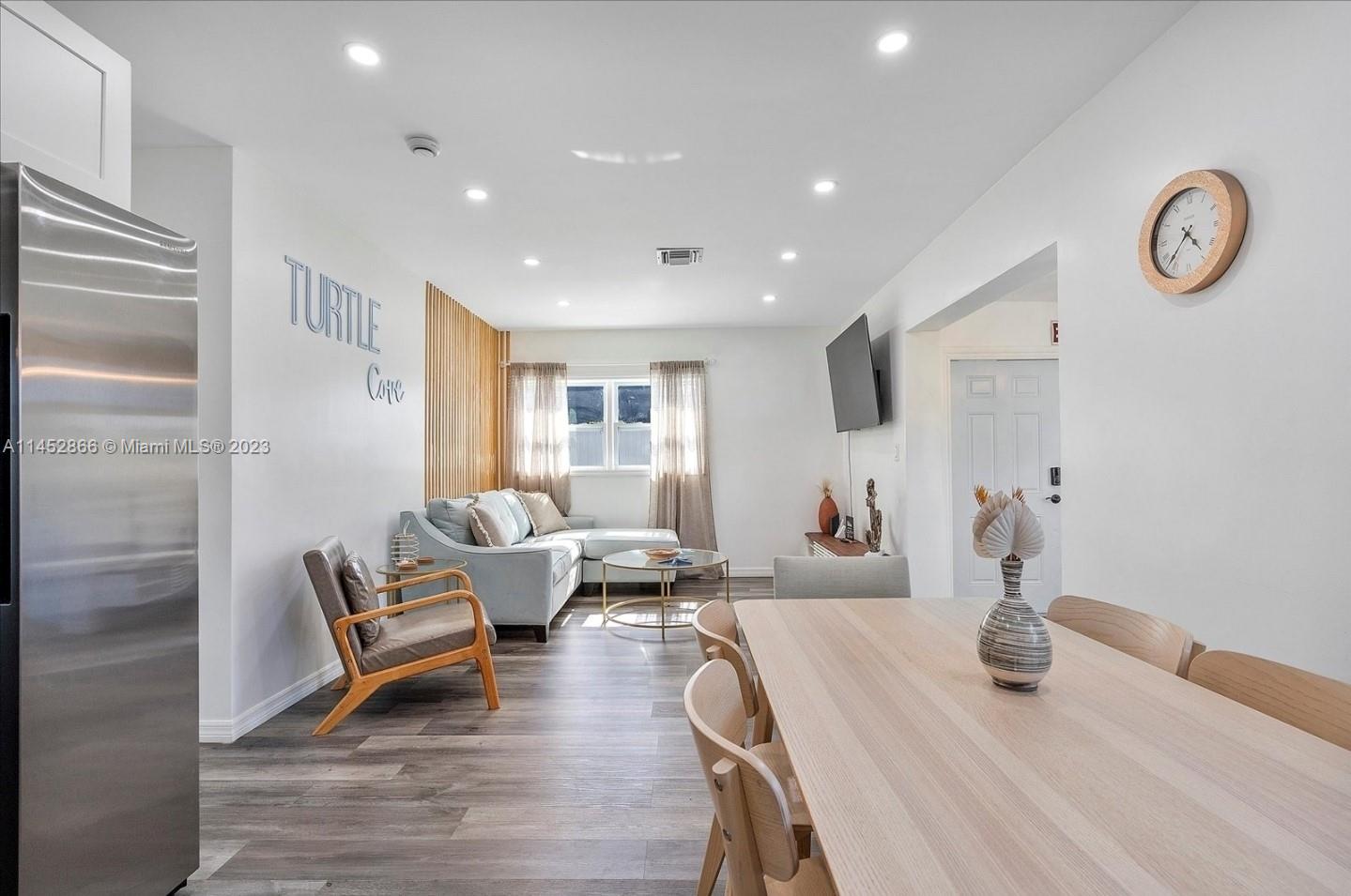 COLLIER ESTATES 3RD ADD - Residential